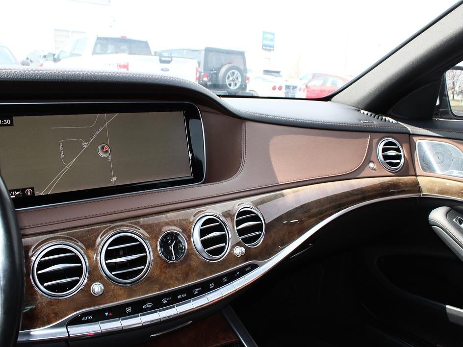 Used 2015 White Mercedes-Benz S 550 image 21