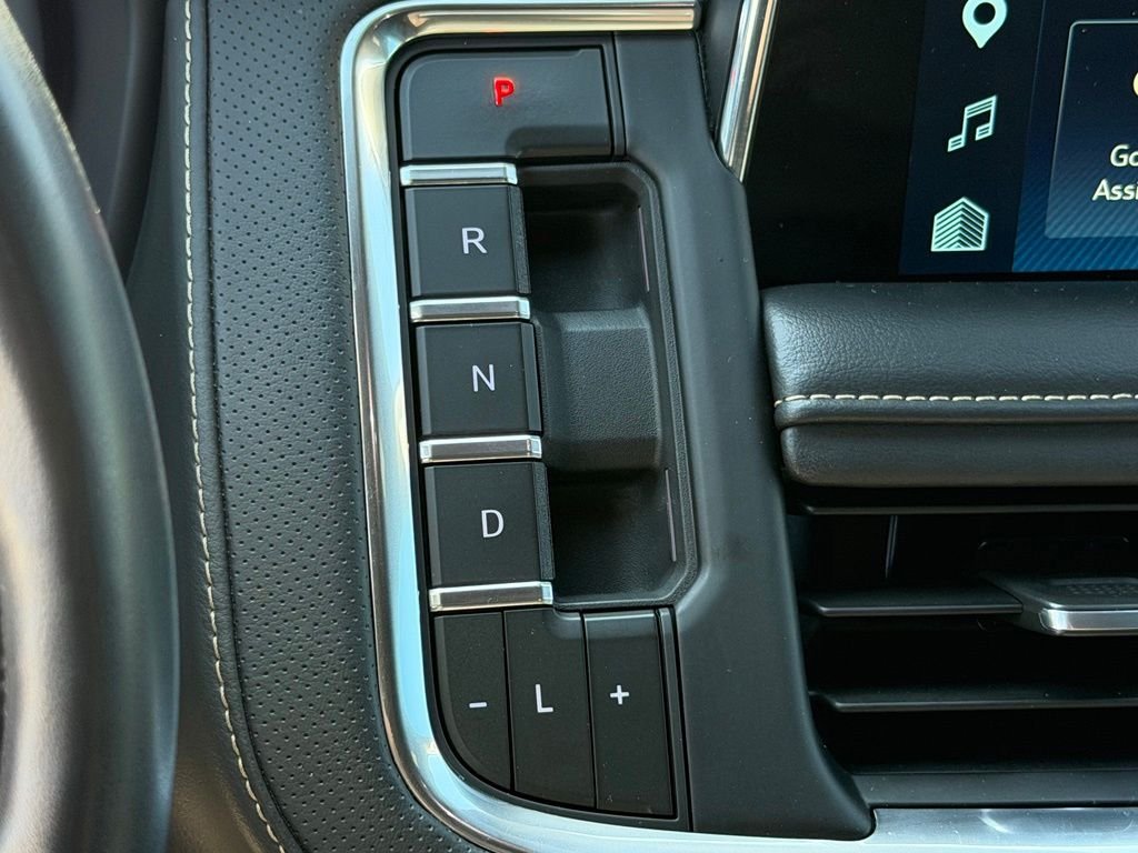 Used 2023 Gray Chevrolet Premier image 20