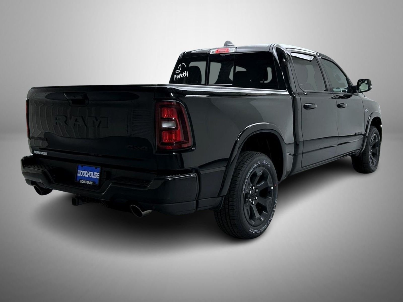 New 2026 Diamond Black Crystal Pearl-Coat Exterior Paint RAM Big Horn/Lone Star image 5