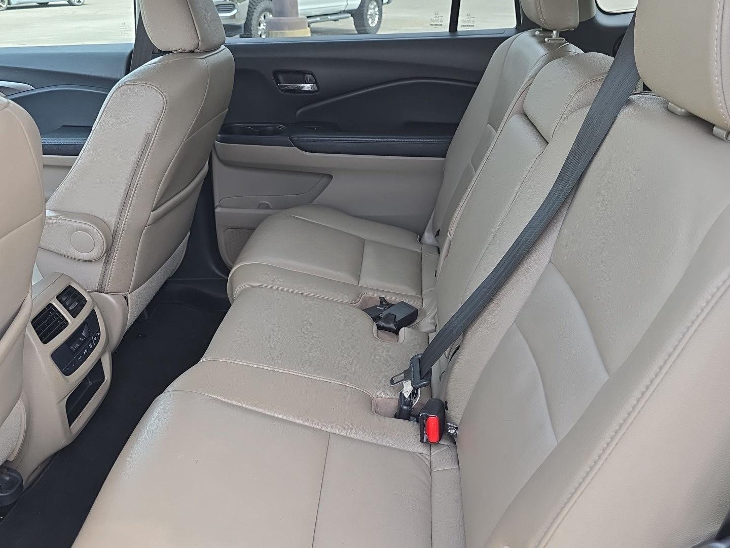 Used 2017 White Diamond Pearl Honda EX-L image 23