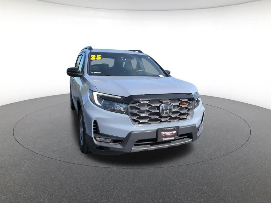 Used 2025 Blue Honda TrailSport image 5
