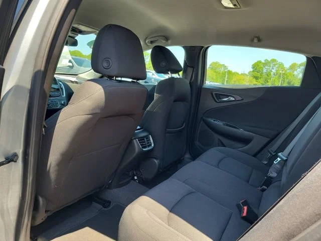 2025 Chevrolet Malibu 1LT - Photo 15