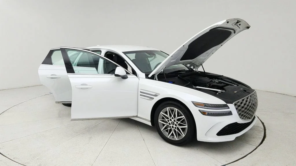 Used 2026  Genesis 2.5T image 9