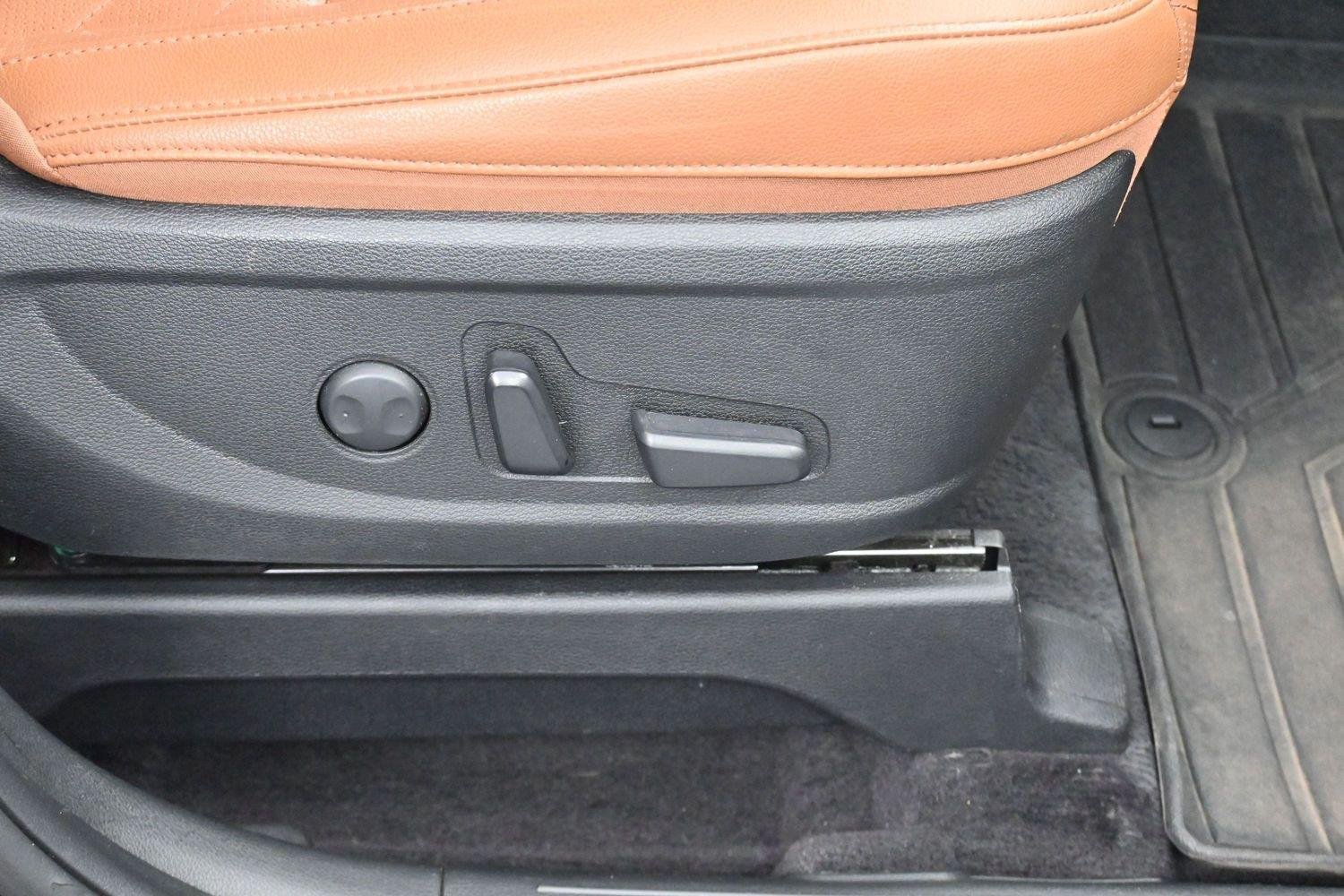 Used 2024 Dark Moss Kia EX X-Line image 39