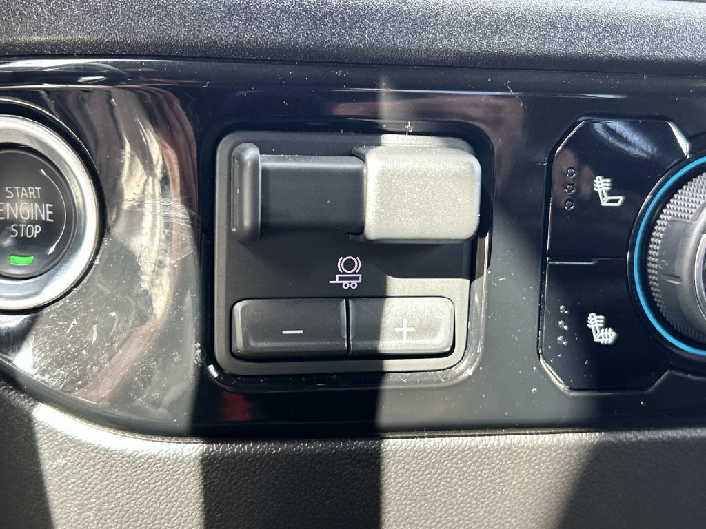 Used 2026 White Chevrolet LTZ image 28