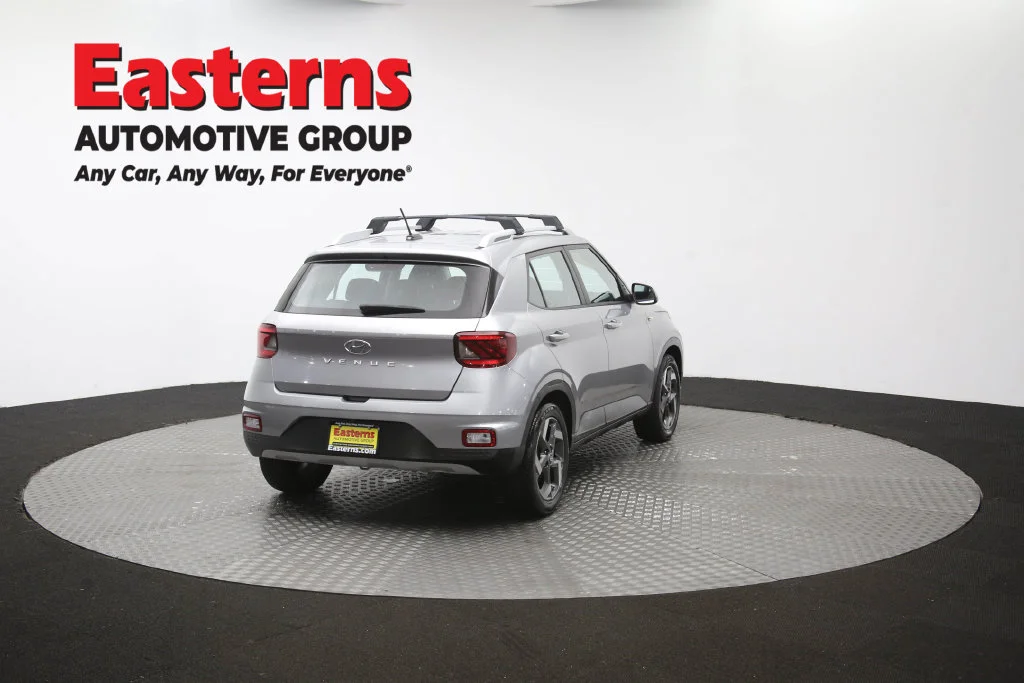 Used 2023 Silver Hyundai SEL image 42