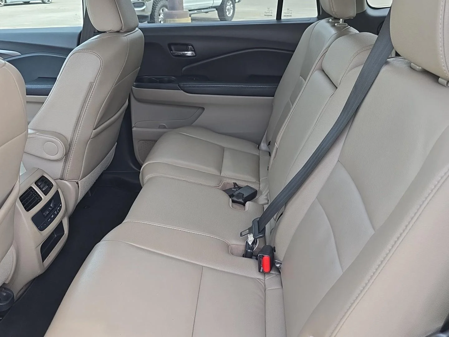 Used 2017 White Diamond Pearl Honda EX-L image 23