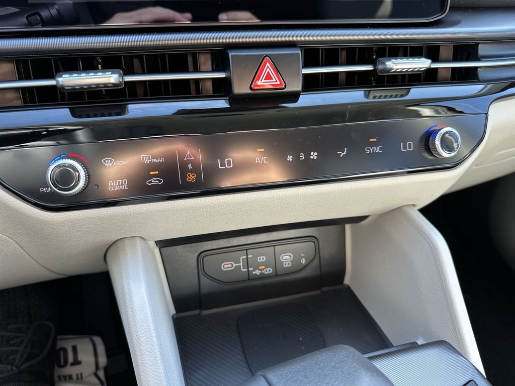 2026 Kia Sportage EX - Photo 18
