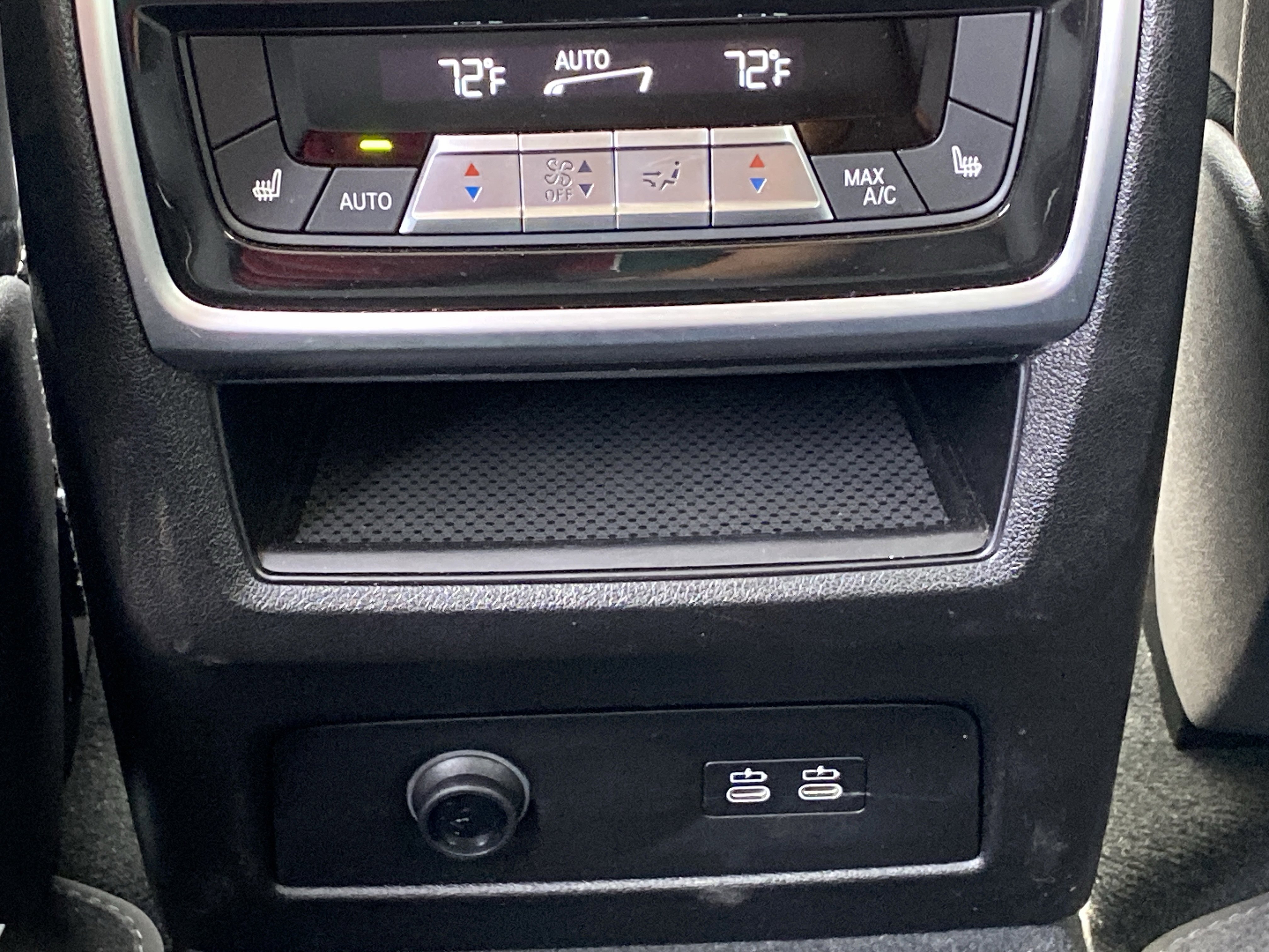 Certified Used 2026 Skyscraper Gray Metallic BMW xDrive40i image 16