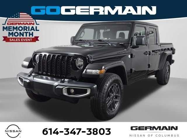 2021 Jeep Gladiator Sport S's photo