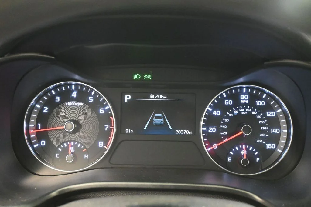 Used 2023 Gravity Gray Kia LXS image 23