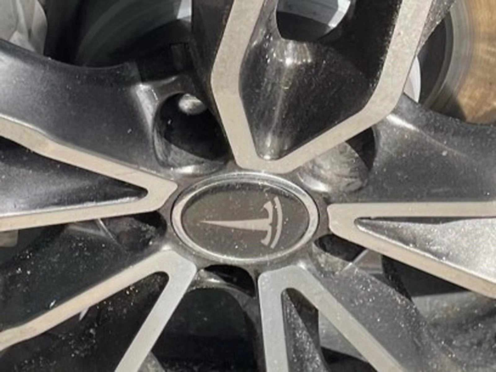 Used 2023  Tesla  image 15