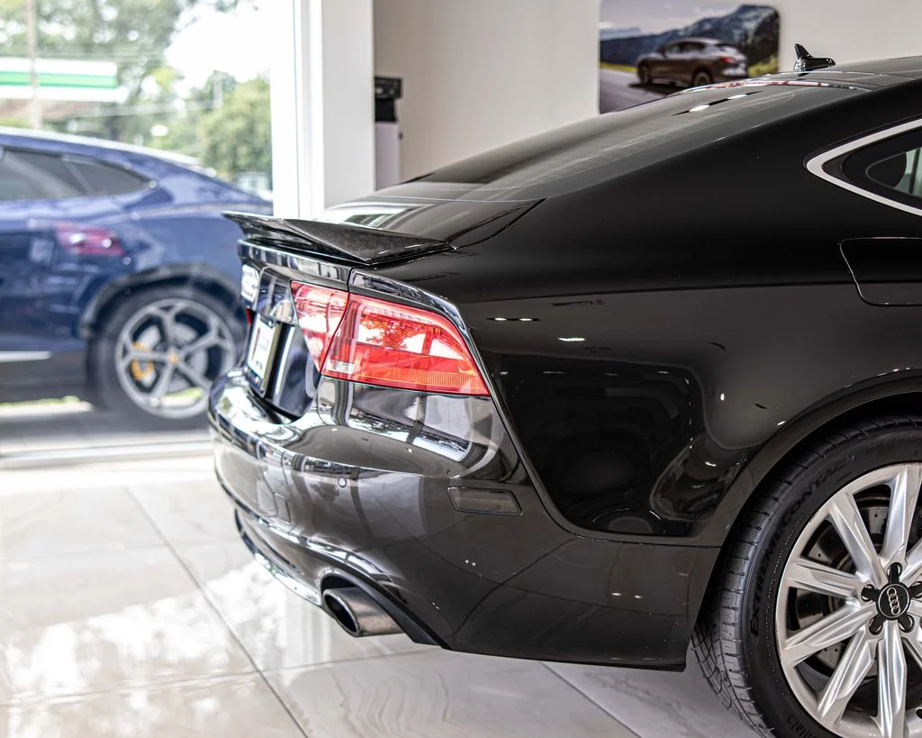 Used 2013 Black Audi  image 12