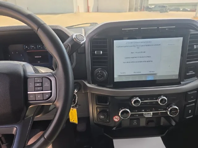 Used 2024 Black Ford XLT image 18