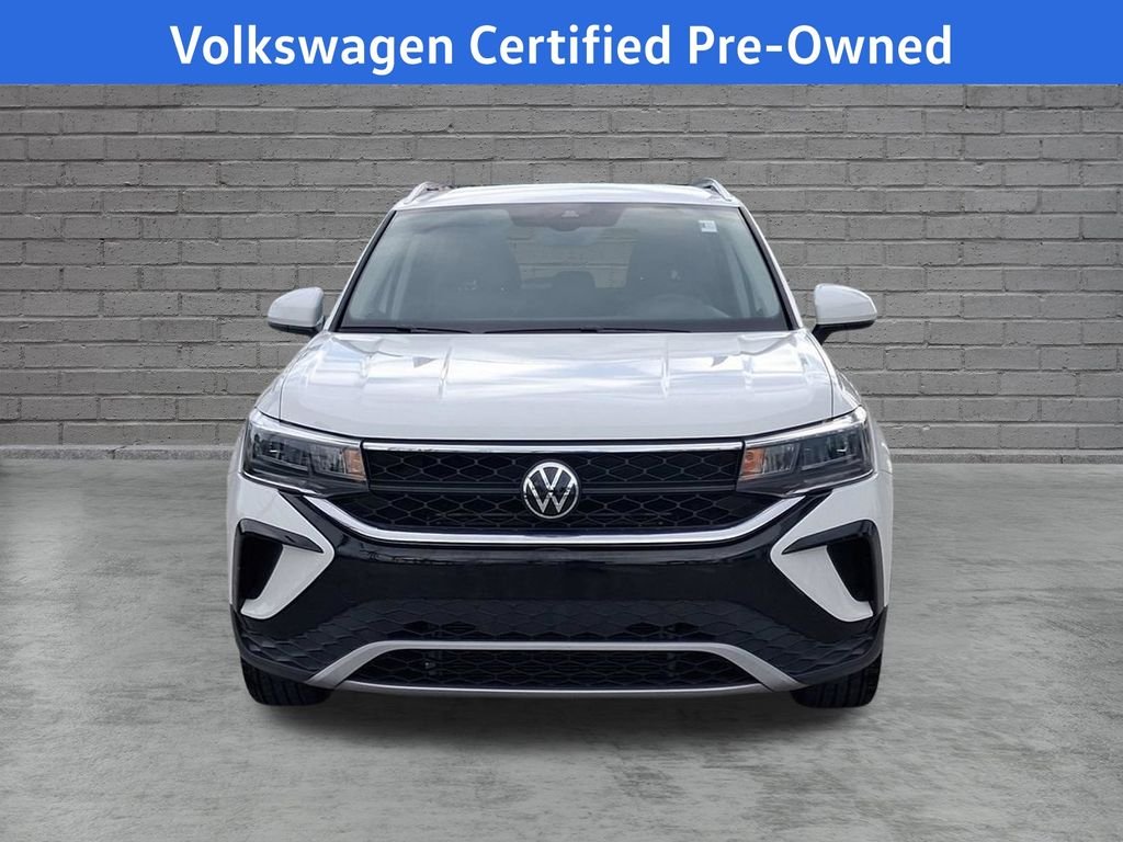 Certified Used 2023 White Volkswagen 1.5T SE image 2
