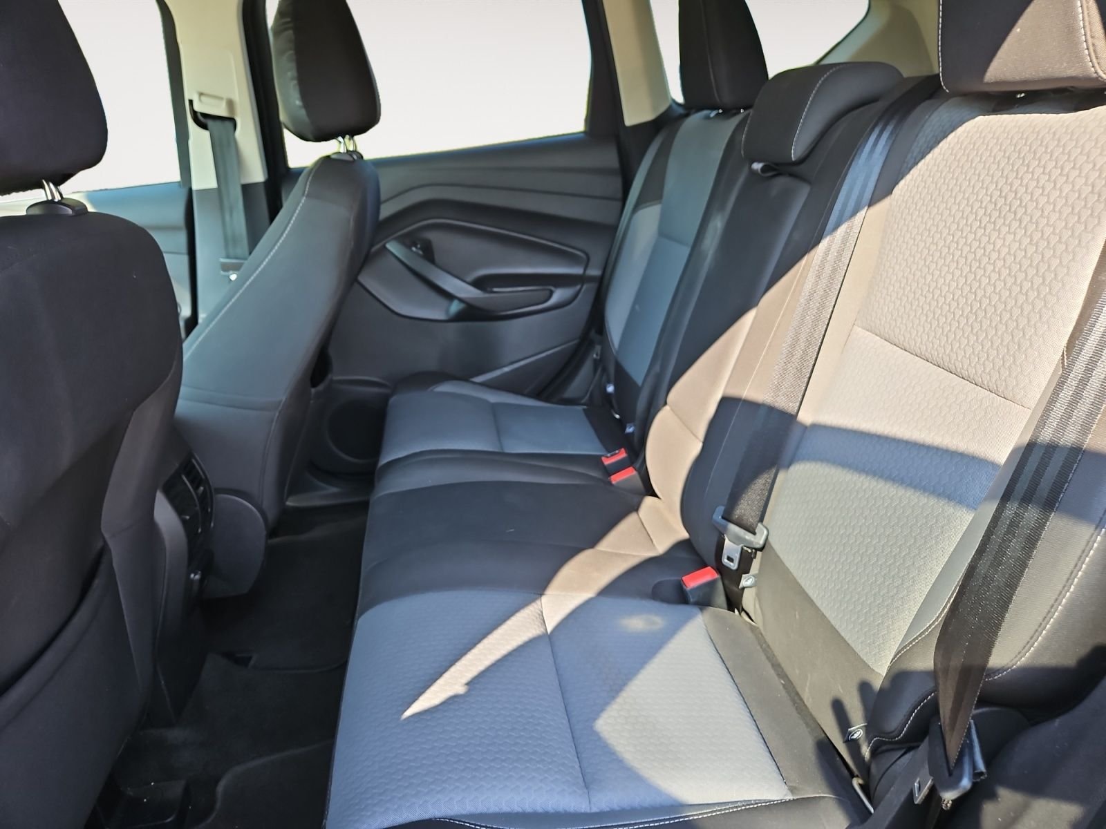 Used 2017 Gray Ford SE image 13