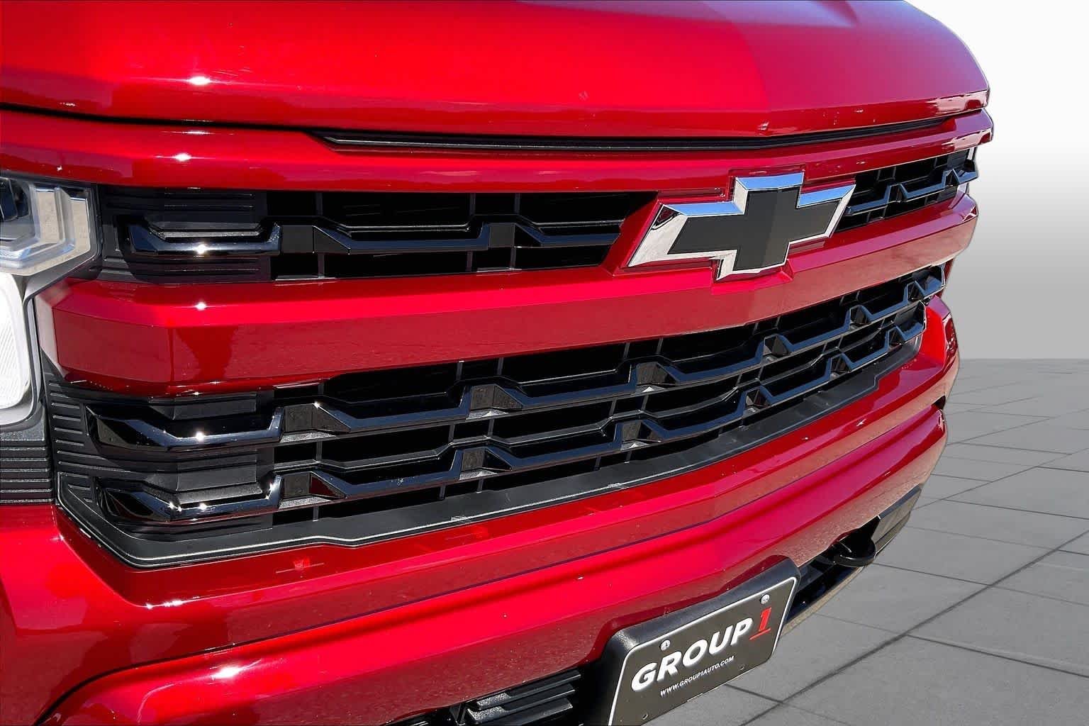 Used 2025 Radiant Red Tintcoat Chevrolet RST image 29