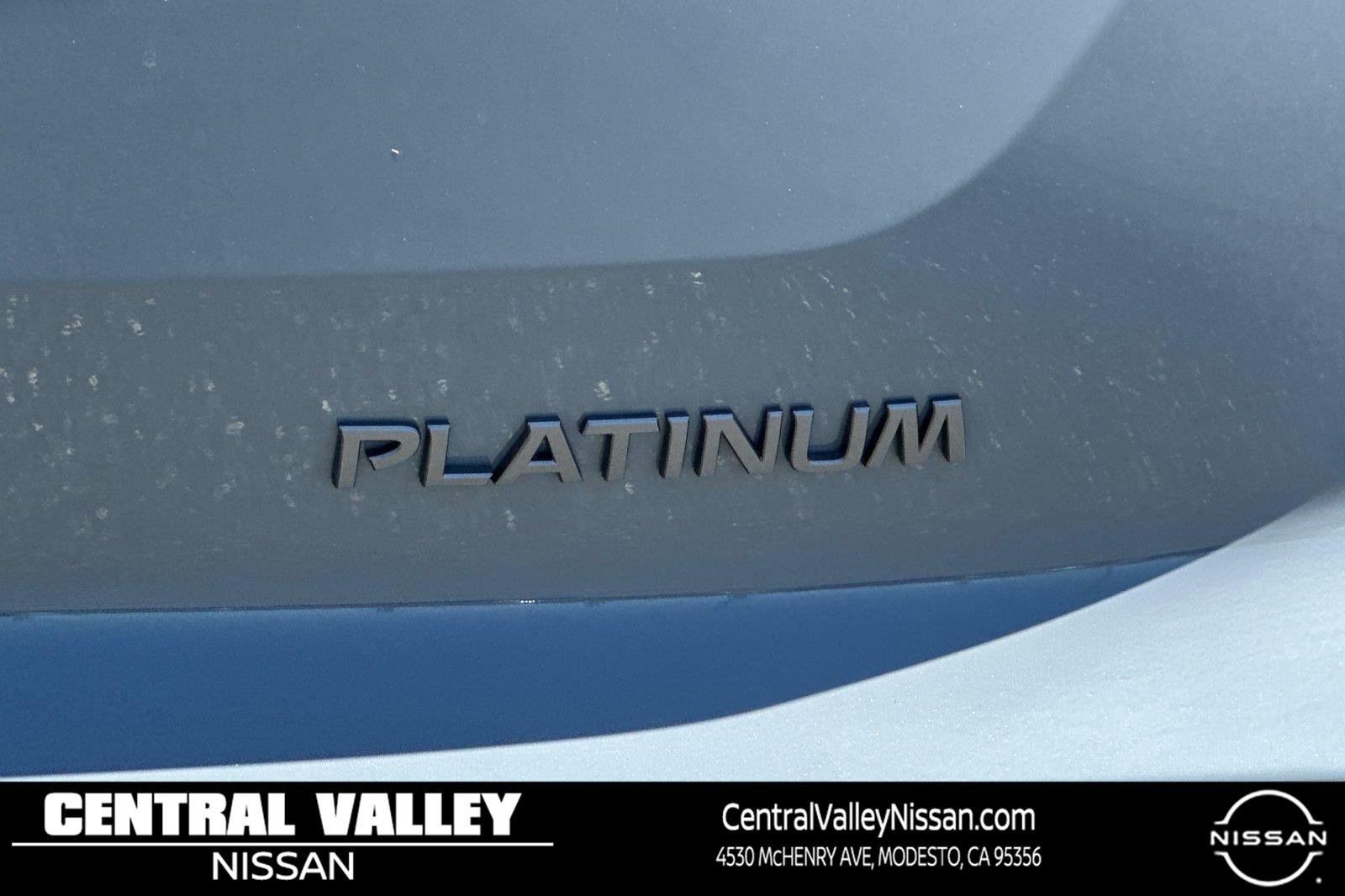New 2026 Boulder Gray Pearl/Super Black Nissan Platinum image 27
