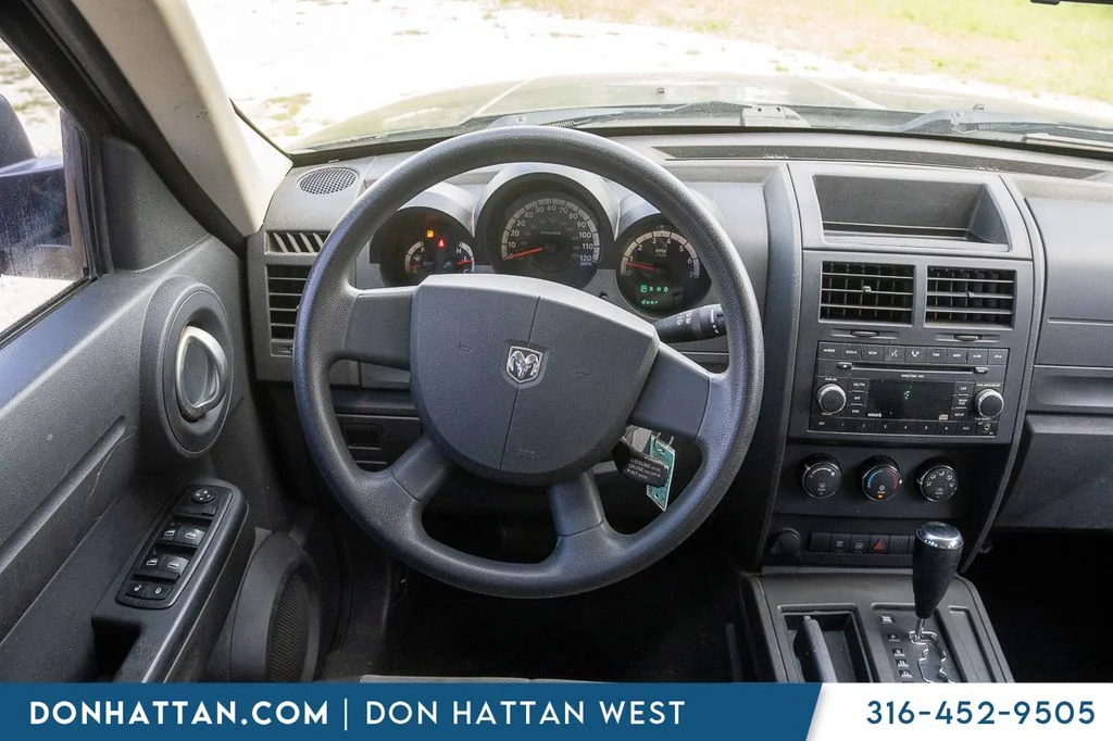 Used 2007 Black Dodge SXT image 5