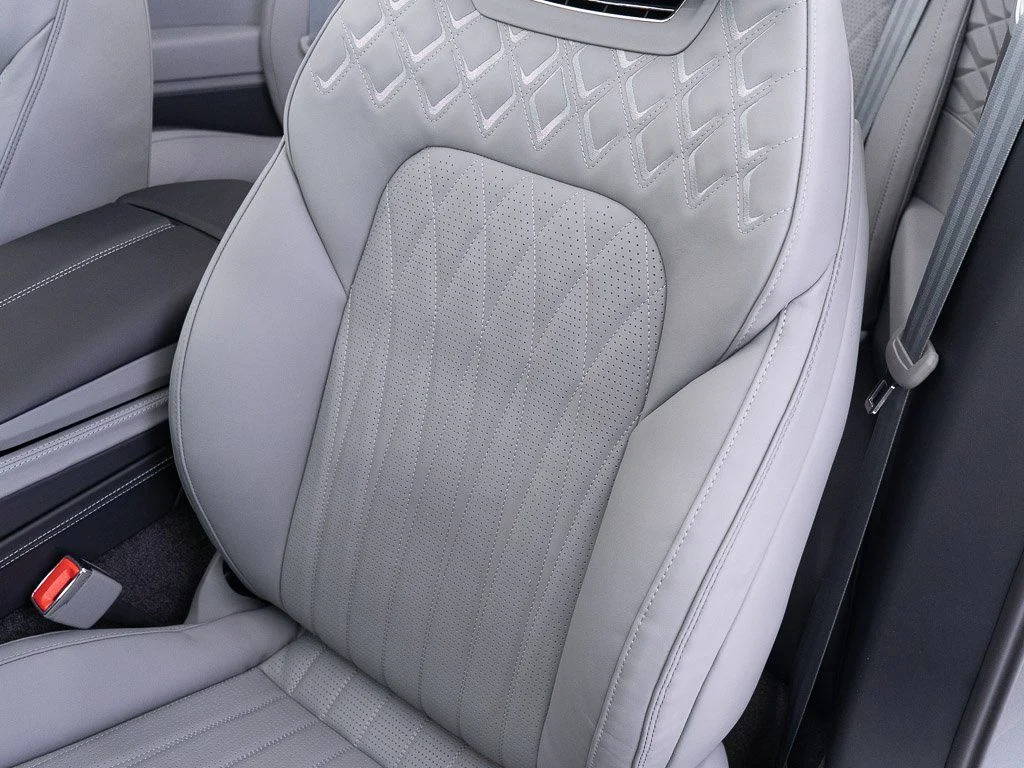 2026 Bentley Continental GTC Azure - Photo 26