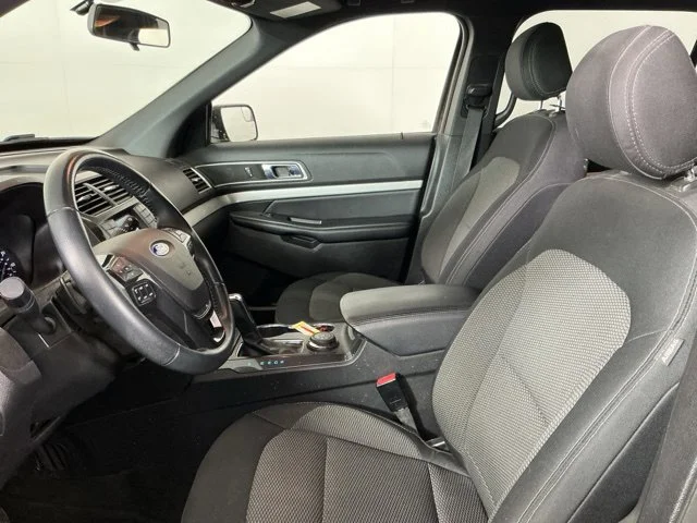 Used 2017 Canyon Ridge Metallic Ford XLT image 10