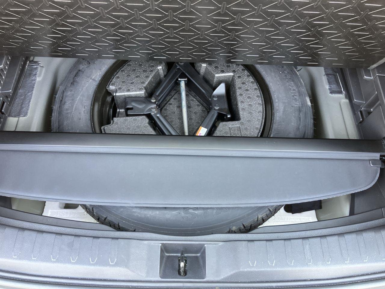 Used 2021 Gray (Magnetic Gray Metallic) Toyota XLE Premium image 28