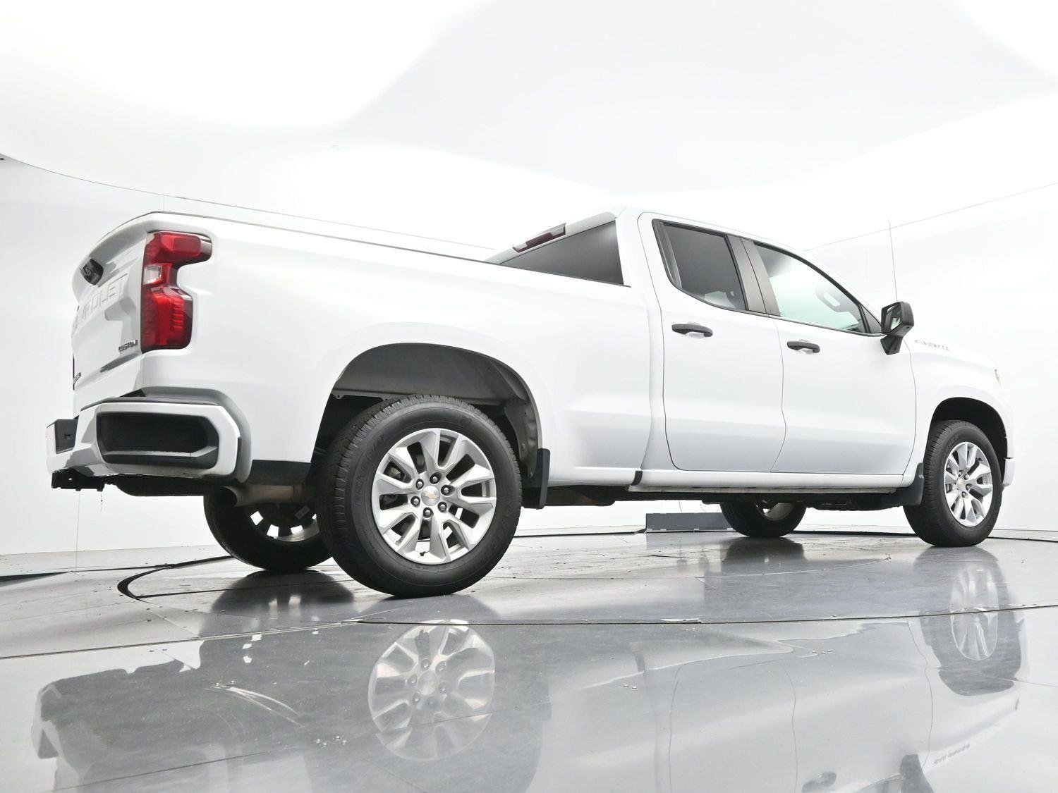 Used 2023 Summit White Chevrolet Custom image 46