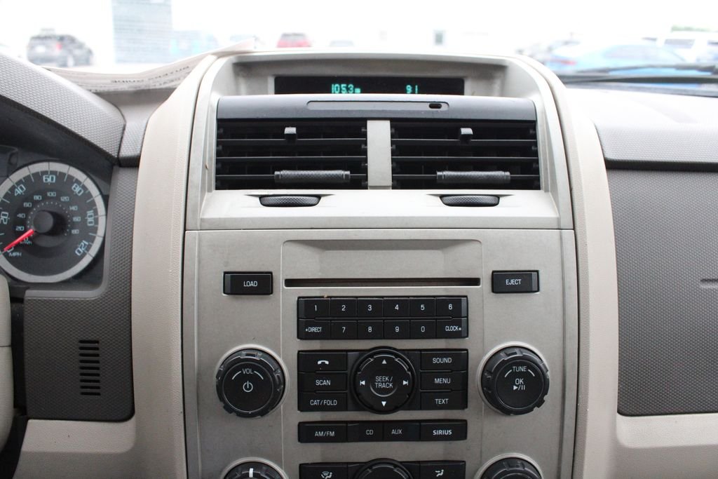 Used 2010 Black Ford XLT image 13