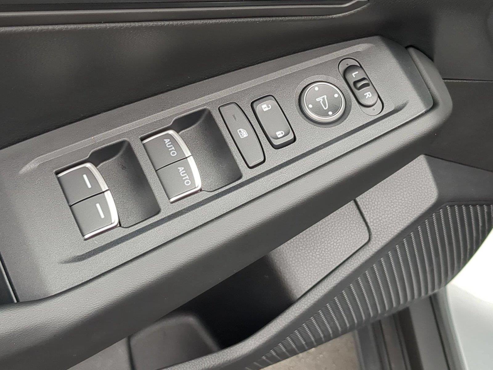 Used 2024 Solar Silver Metallic Honda LX image 16