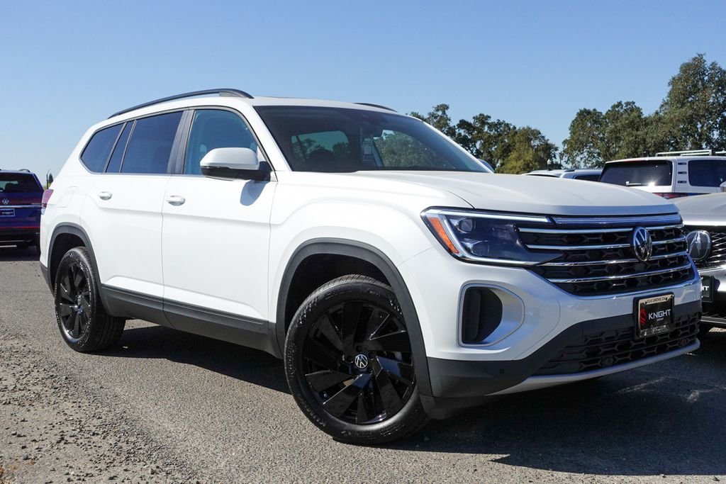 2026 Volkswagen Atlas SE w/Tech - Photo 3