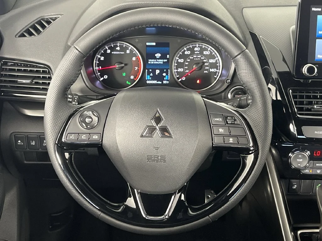 2025 Mitsubishi Eclipse Cross Black Edition - Photo 15