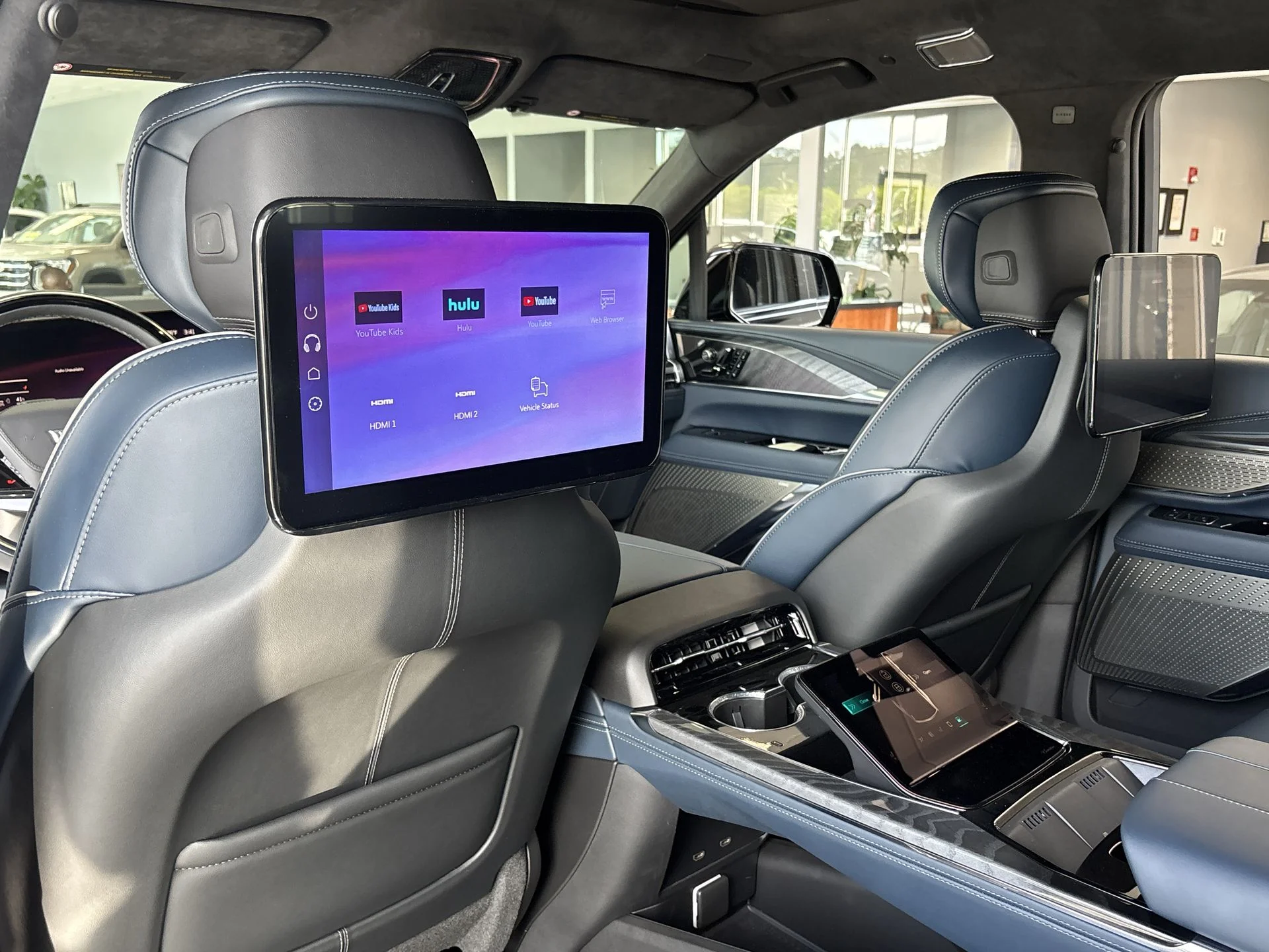 2025 Cadillac Escalade IQ Luxury 2 - Photo 75