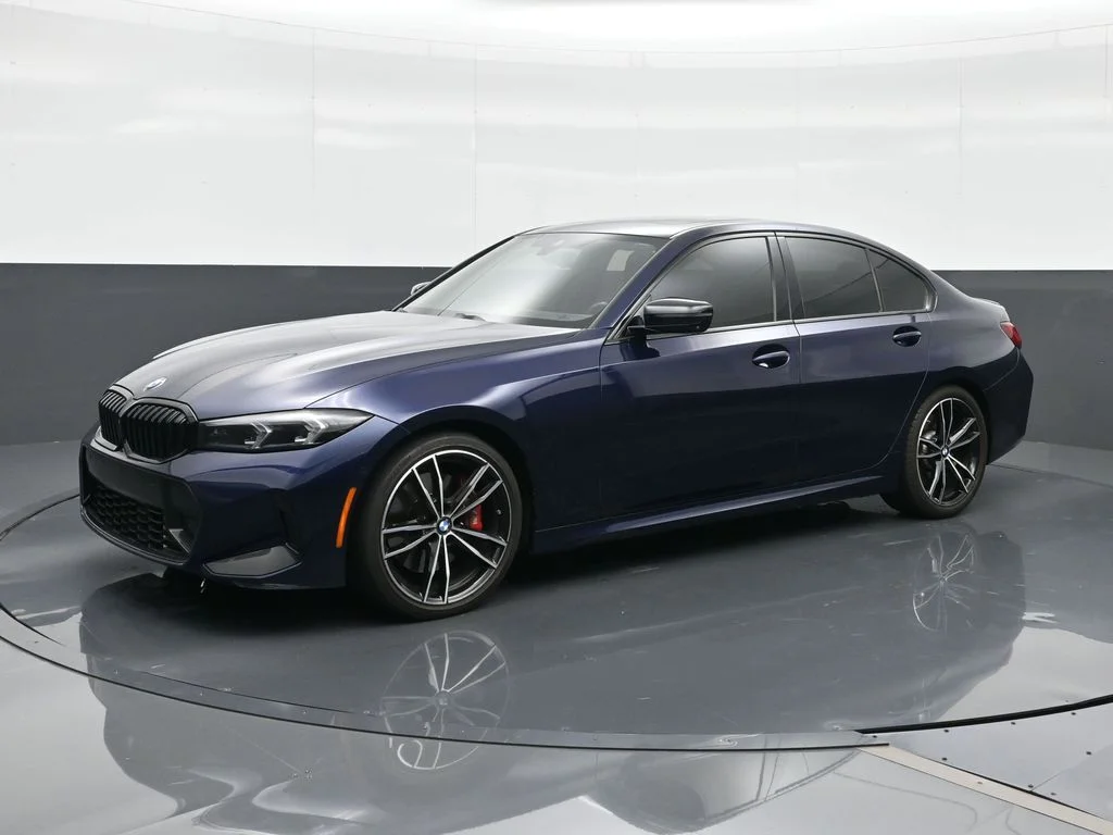 2024 BMW 3 Series 330i Sedan's photo