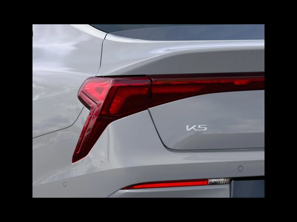 New 2027 Wolf Gray Kia GT image 24