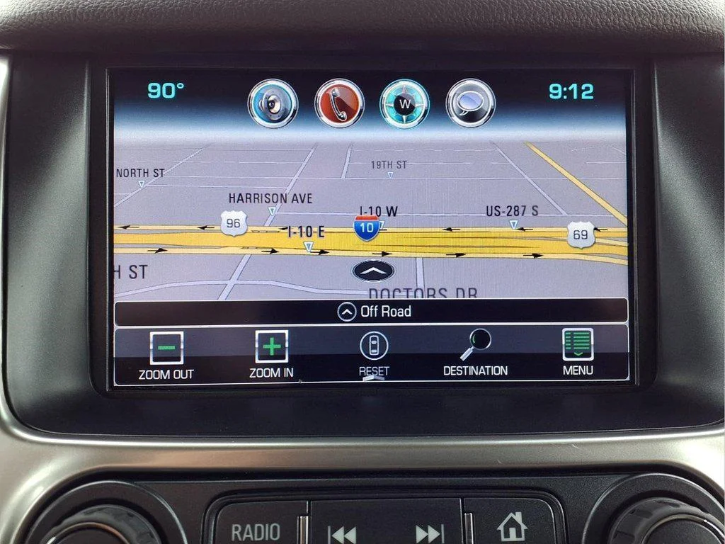 Used 2017 Iridescent Pearl Tricoat Chevrolet LT image 17