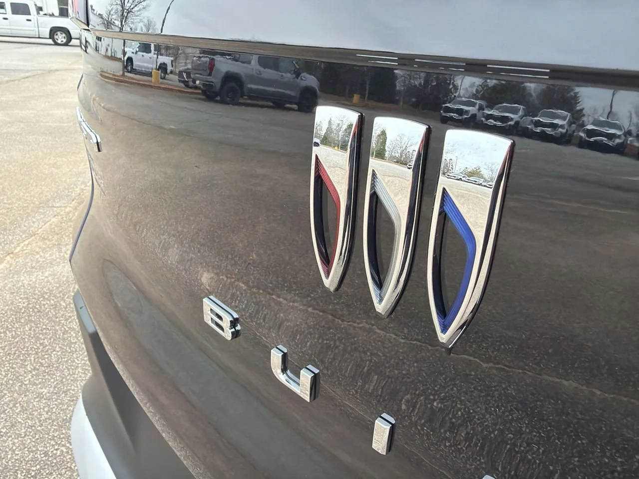 New 2026 Ebony Twilight Metallic Buick Preferred image 26