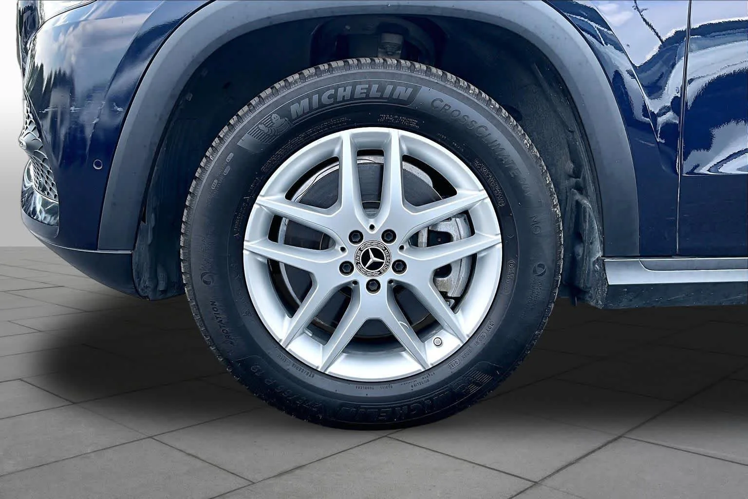 Used 2020 Lunar Blue Metallic Mercedes-Benz GLS 450 image 20