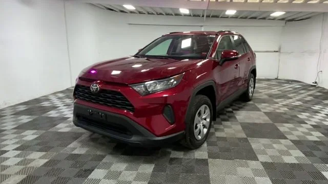 Used 2021 Red Toyota LE image 4
