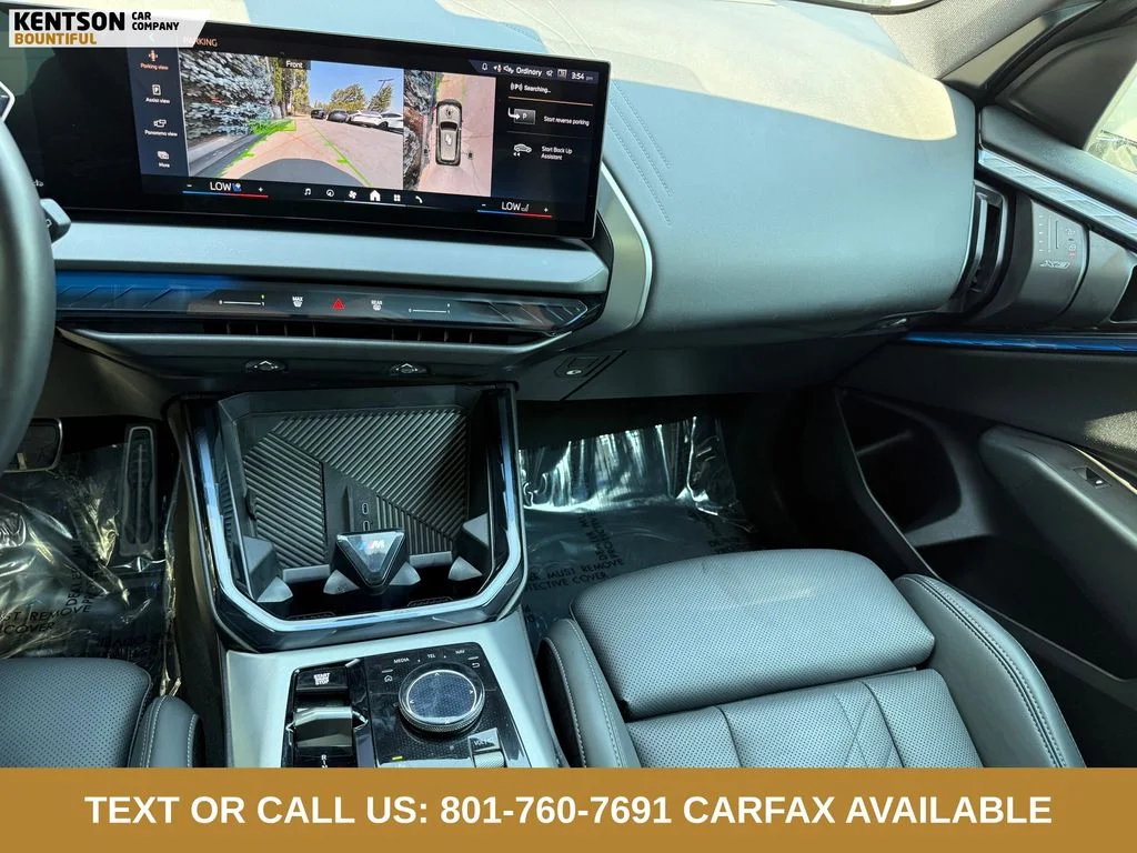 Used 2025 White BMW 30 xDrive image 22