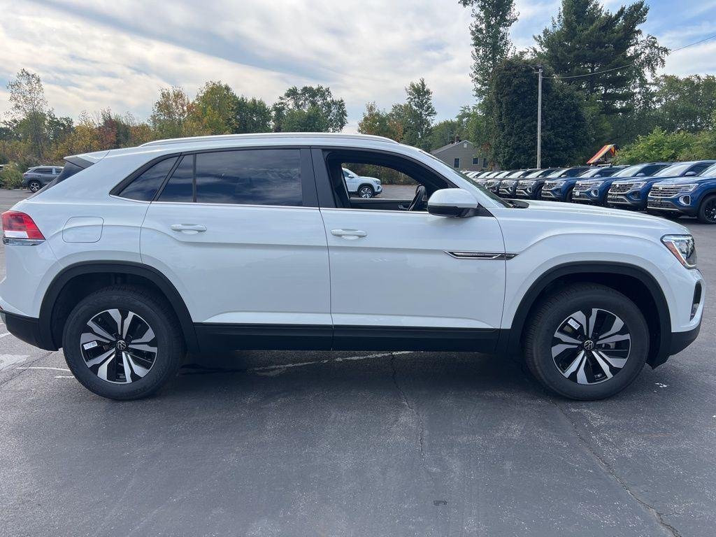New 2026 Opal White Pearl Volkswagen 2.0T SE image 6