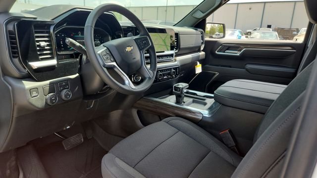 2026 Chevrolet Silverado 1500 LT - Photo 9