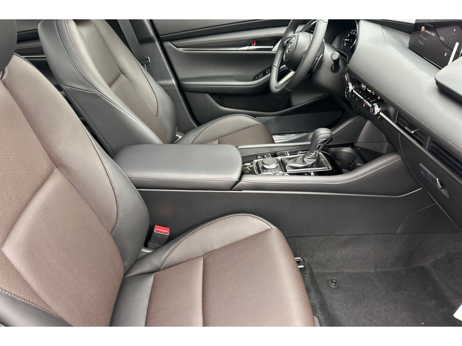 Used 2026 Platinum Quartz Metallic Mazda 2.5 Turbo Premium Plus image 14