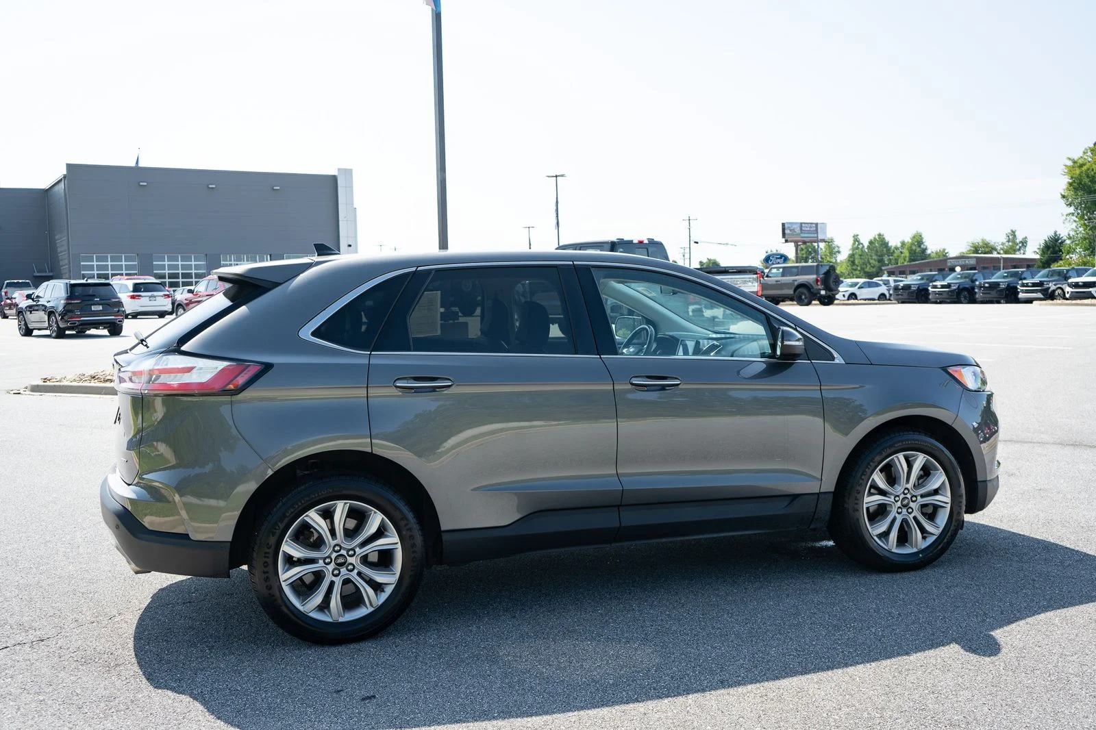 Used 2024 Gray Ford Titanium image 10