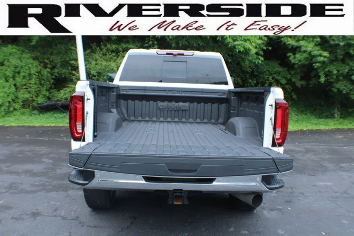 Certified Used 2023 Summit White GMC SLT image 18