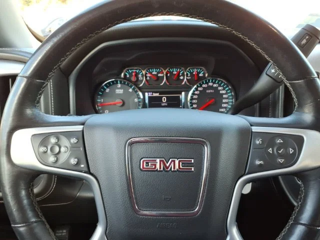 Certified Used 2018 Blue GMC SLT image 19