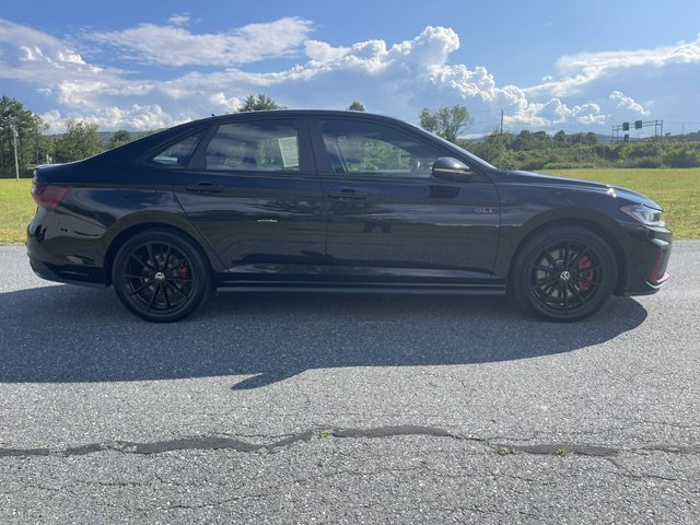 Used 2025 Black Volkswagen Autobahn image 5