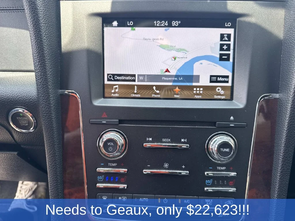 Used 2017 White Lincoln Select image 50