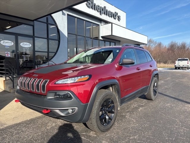 Used 2016 Jeep Cherokee Trailhawk with VIN 1C4PJMBS3GW219821 for sale in Auburn, IN