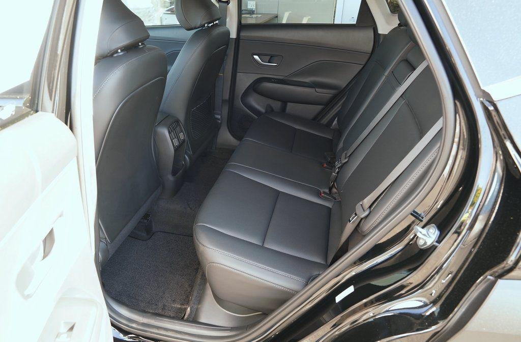 New 2026 Abyss Black Pearl Hyundai Limited image 27