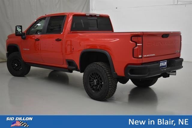 2026 Chevrolet Silverado 2500 HD ZR2 - Photo 16